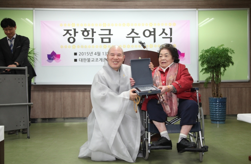 2015.04.13_영석고 자비나눔 장학금 전달 (1)